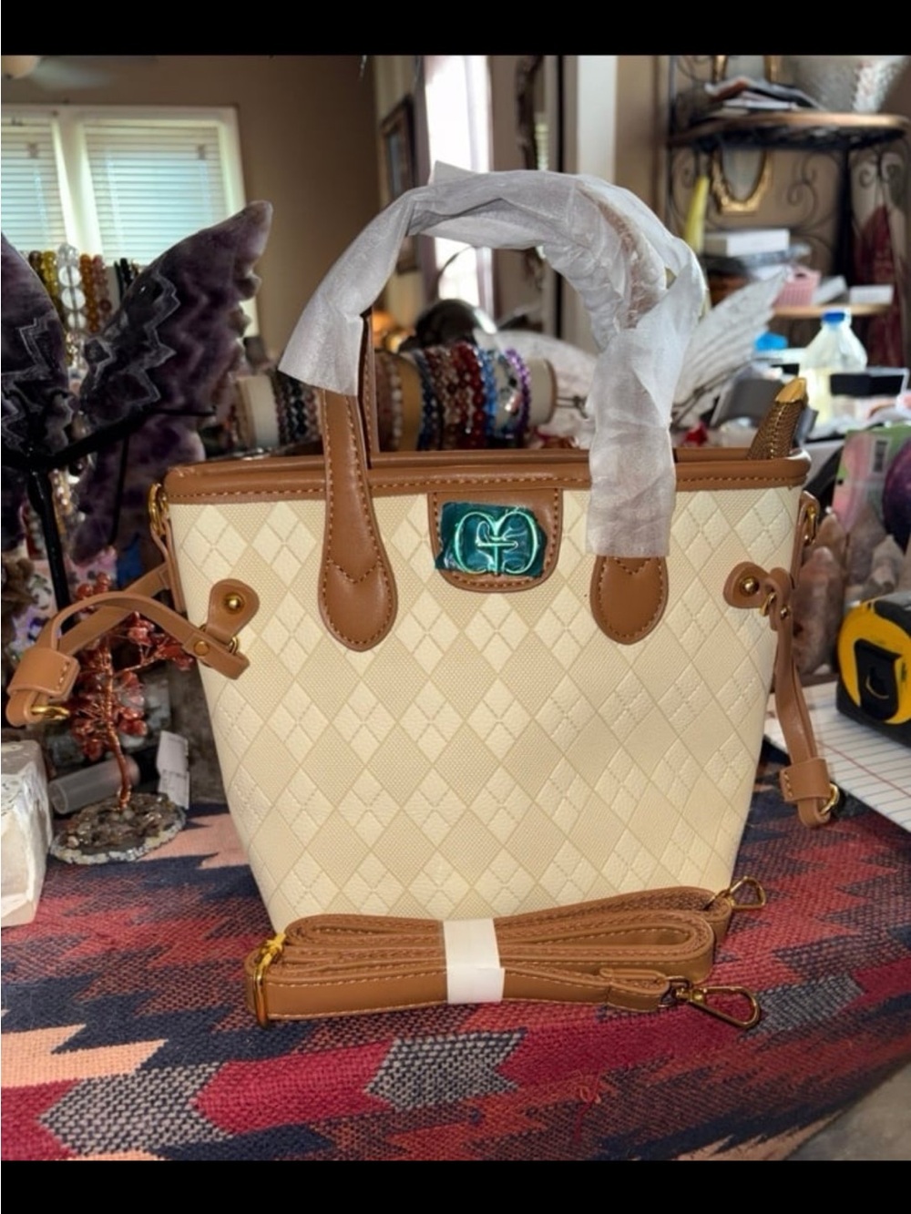 Elegant Cream and Tan Tote Bag with Removable Crossbody Strap